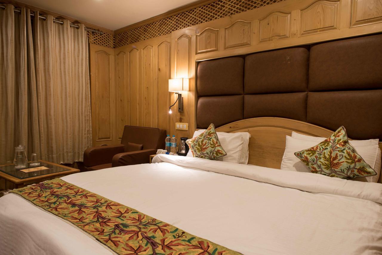 Hotel Imperial Resorts Sonāmarg Exteriör bild